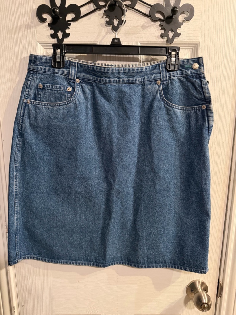 90s Tommy Hilfiger Medium Blue Denim